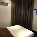 Apartamento Impero 6 *